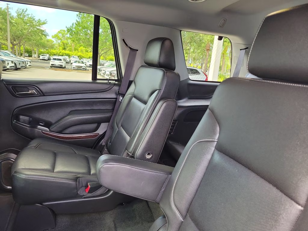 2017 Summit White GMC Yukon SLT RWD SUV