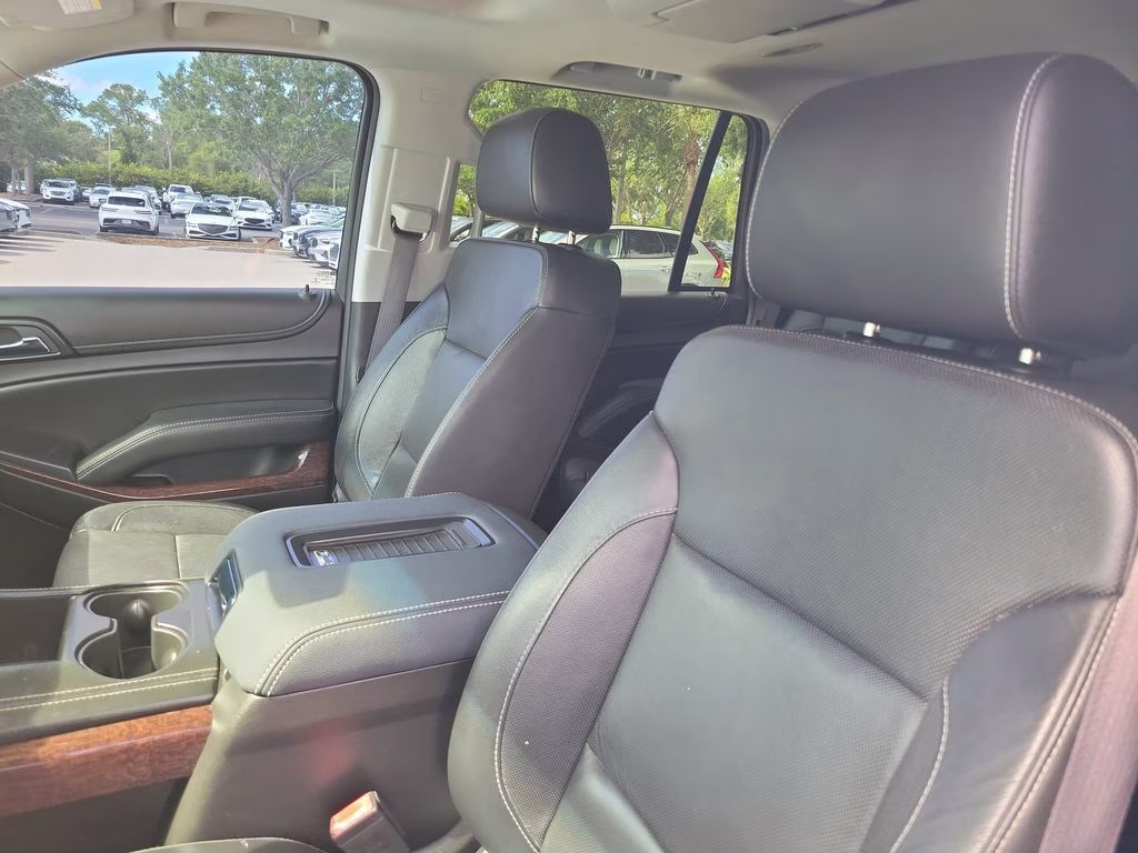 2017 Summit White GMC Yukon SLT RWD SUV