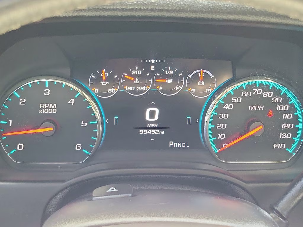 2017 Summit White GMC Yukon SLT RWD SUV