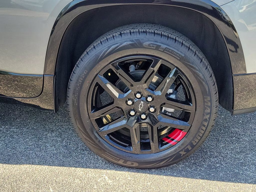 2024 Sterling Gray Metallic Chevrolet Traverse Limited Premier FWD SUV