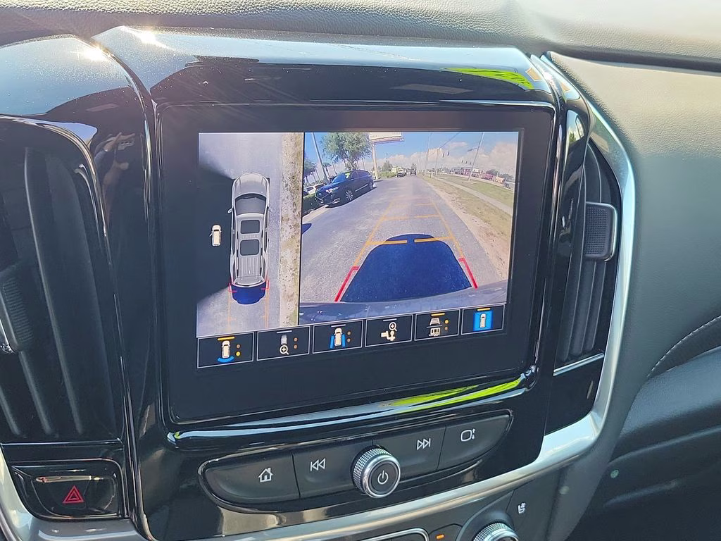 2024 Sterling Gray Metallic Chevrolet Traverse Limited Premier FWD SUV