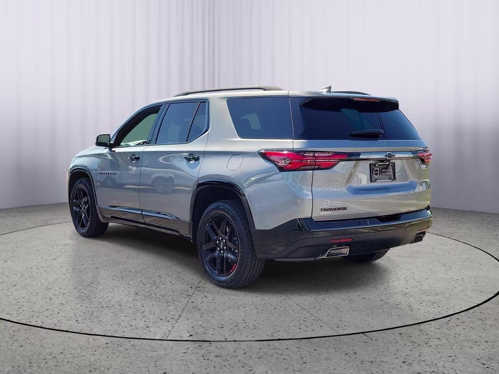 2024 Sterling Gray Metallic Chevrolet Traverse Limited Premier FWD SUV