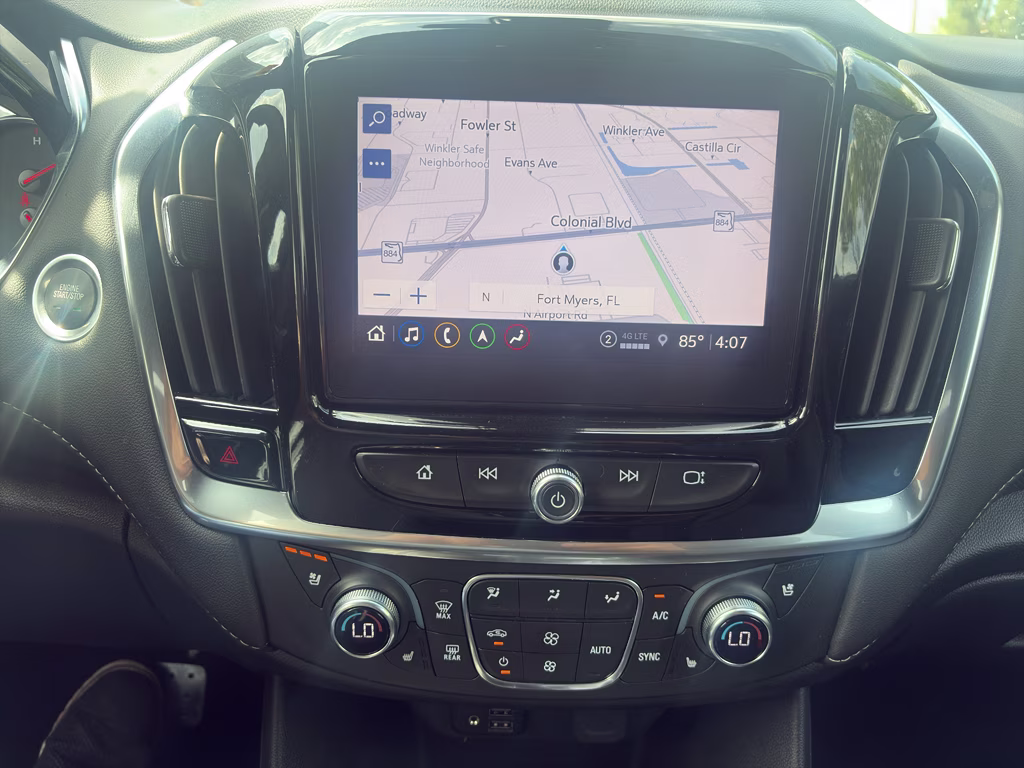 2024 Sterling Gray Metallic Chevrolet Traverse Limited Premier FWD SUV