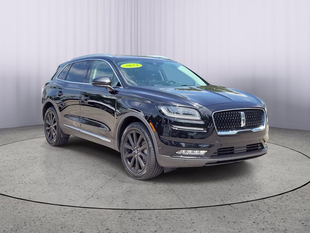 2023 Infinite Black Metallic Clearcoat Lincoln Nautilus Reserve AWD SUV