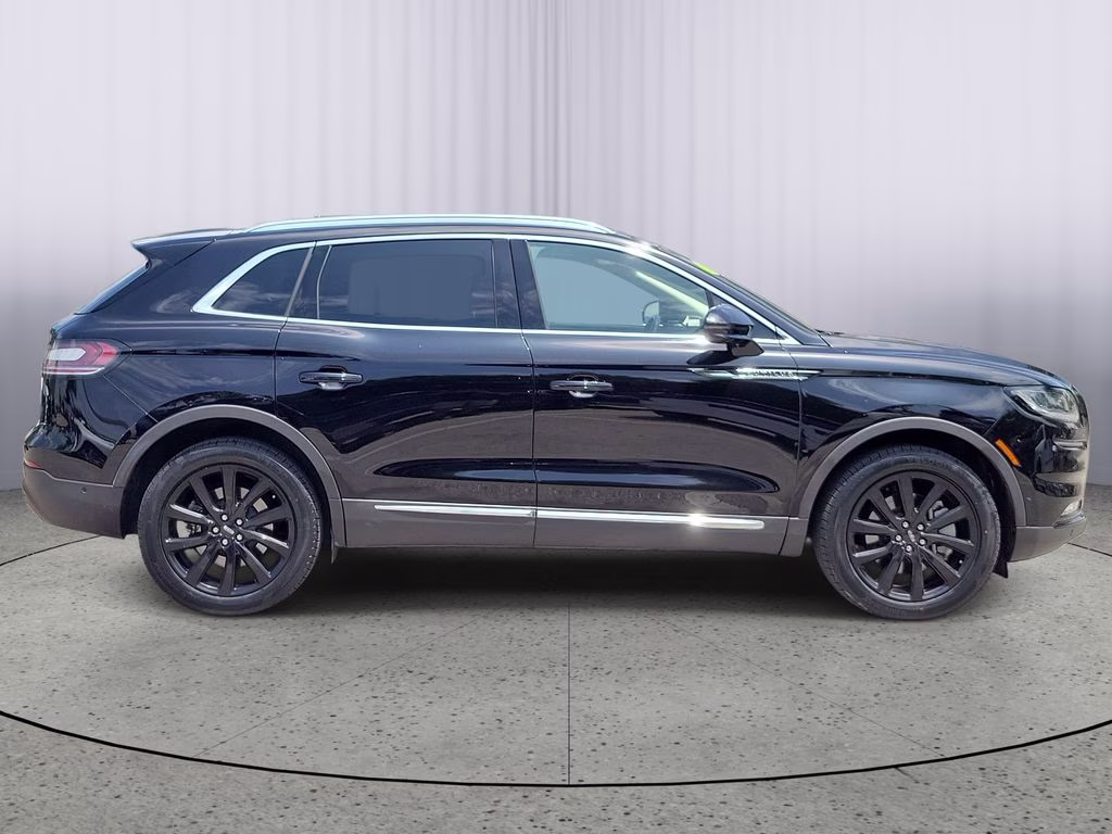 2023 Infinite Black Metallic Clearcoat Lincoln Nautilus Reserve AWD SUV