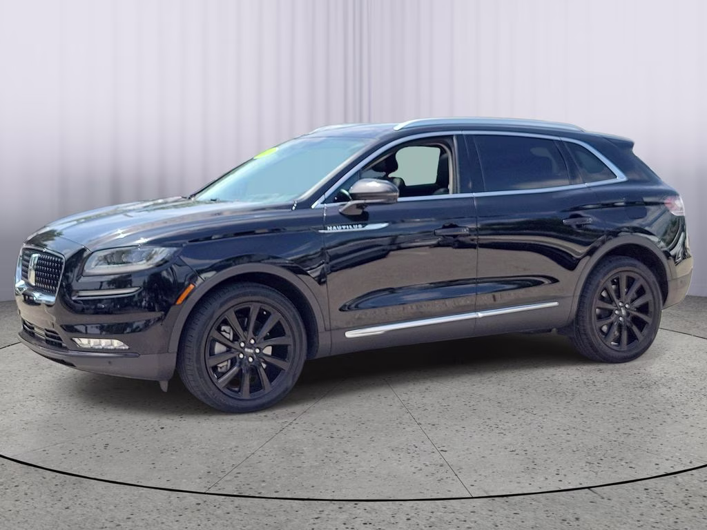 2023 Infinite Black Metallic Clearcoat Lincoln Nautilus Reserve AWD SUV