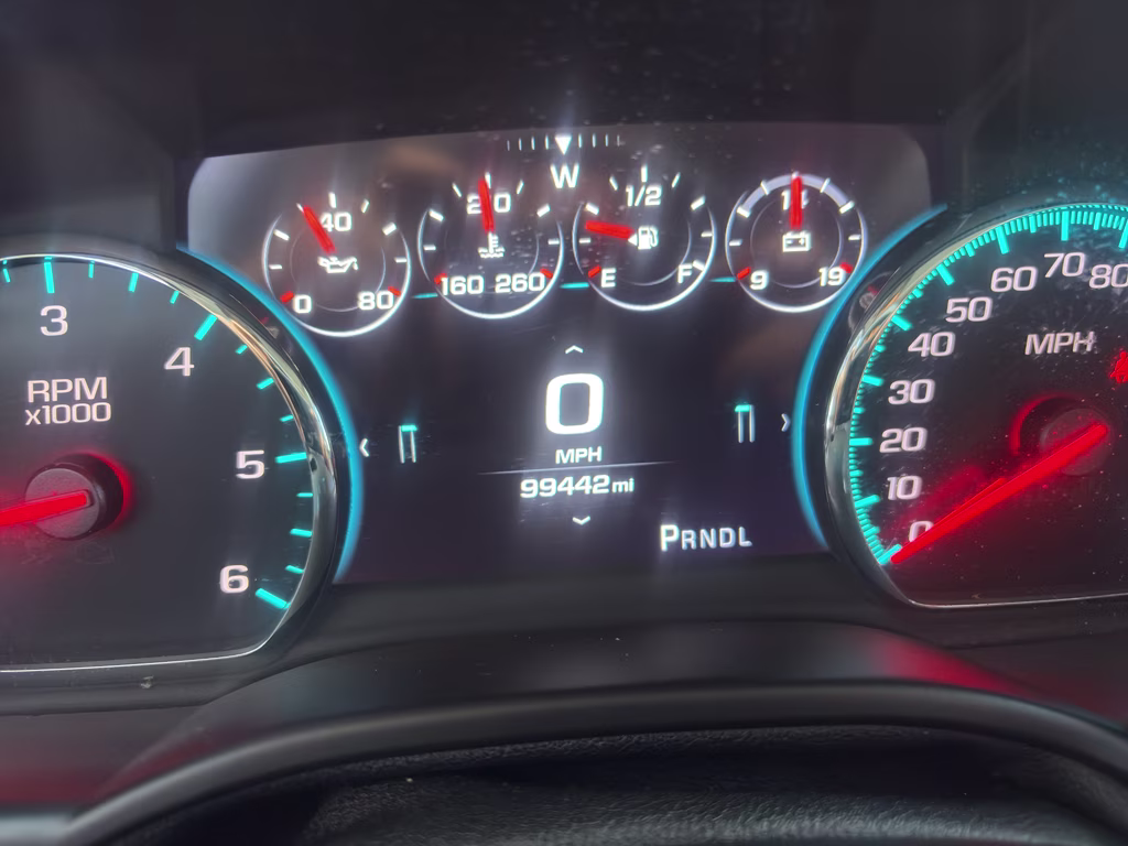 2017 Summit White GMC Yukon SLT RWD SUV