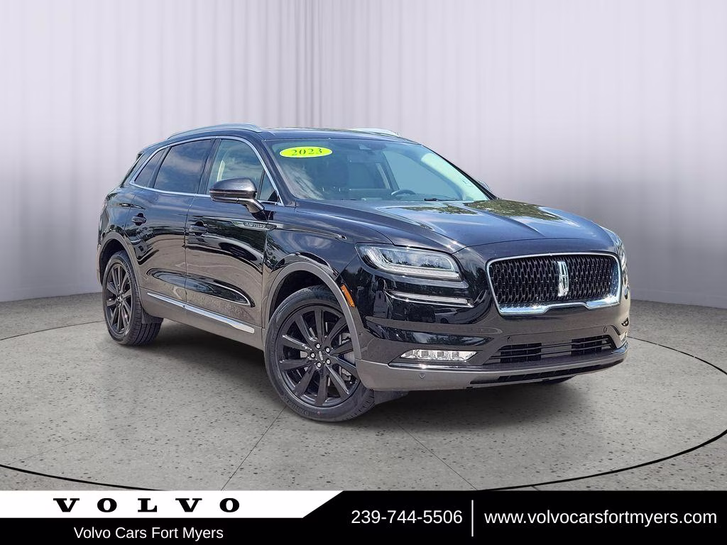 2023 Infinite Black Metallic Clearcoat Lincoln Nautilus Reserve AWD SUV