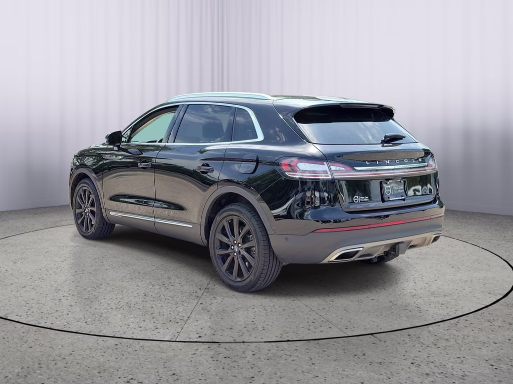 2023 Infinite Black Metallic Clearcoat Lincoln Nautilus Reserve AWD SUV