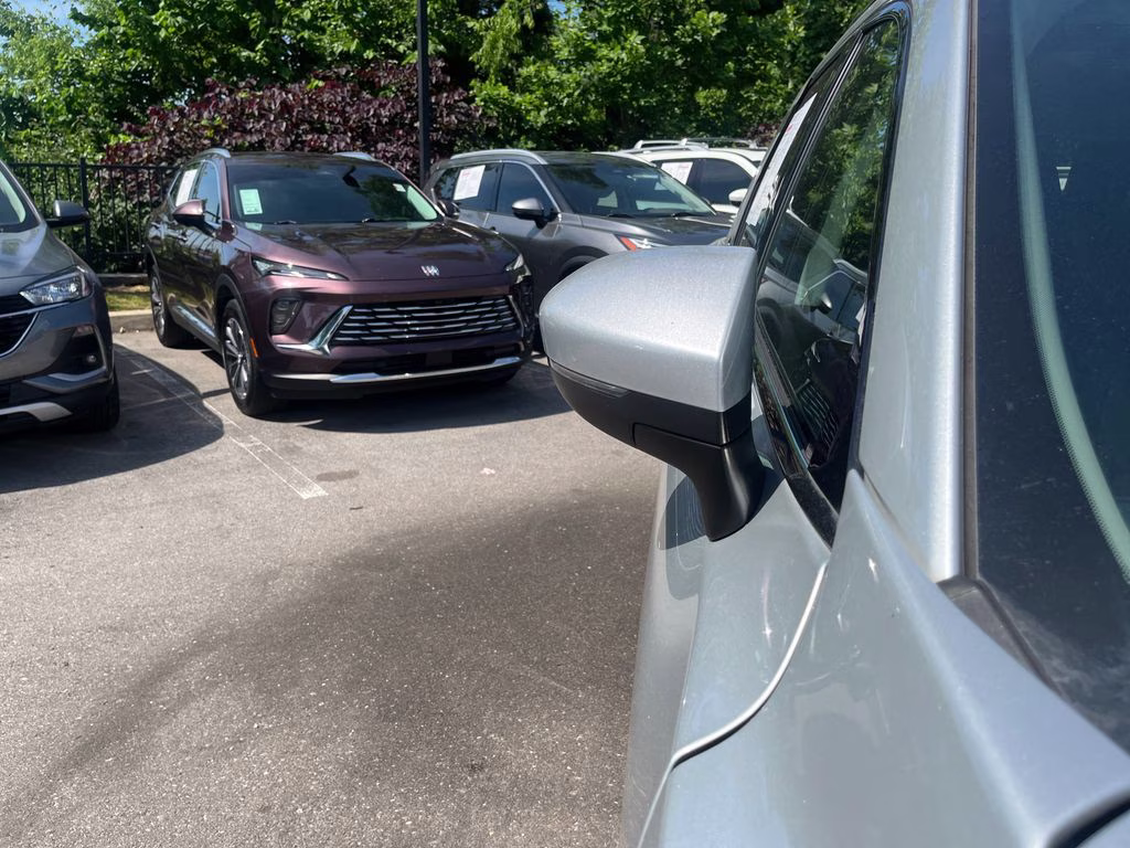 2022 Brilliant Silver Metallic Nissan Pathfinder SV FWD SUV