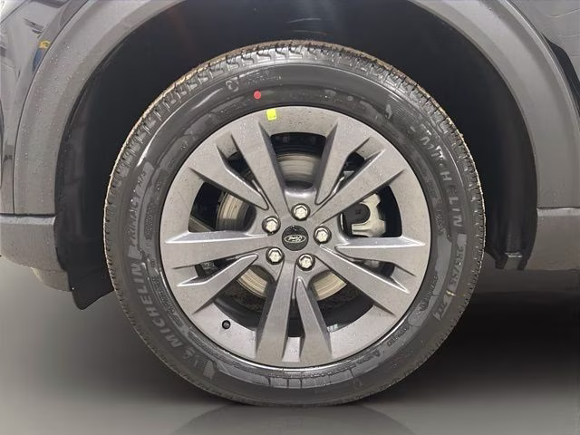 2026 Agate Black Metallic Ford Explorer Active 4X4 SUV