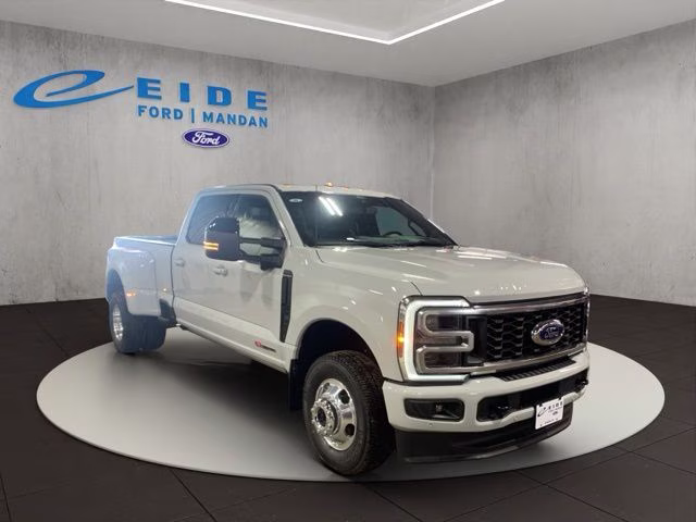 2026 Avalanche Ford Super Duty F-350 DRW Platinum 4X4 Truck