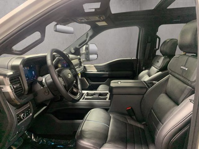 2026 Avalanche Ford Super Duty F-350 DRW Platinum 4X4 Truck