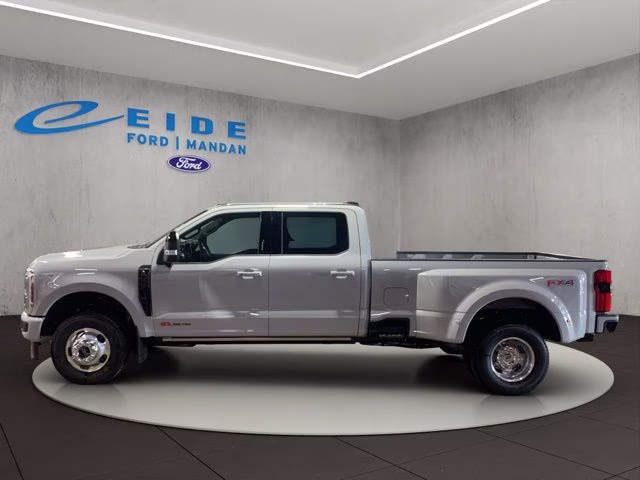 2026 Avalanche Ford Super Duty F-350 DRW Platinum 4X4 Truck