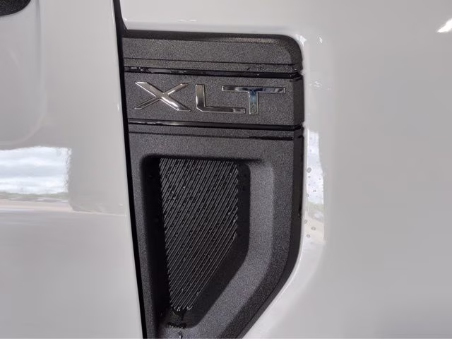 2026 Oxford White Ford Maverick XLT AWD Truck