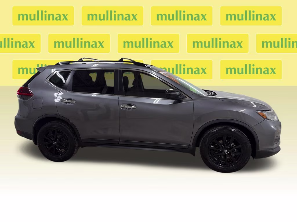 2018 Gun Metallic Nissan Rogue SV FWD SUV