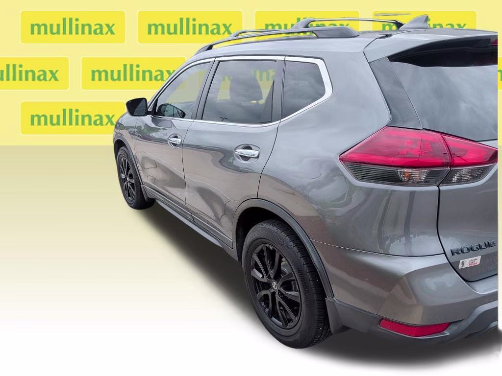 2018 Gun Metallic Nissan Rogue SV FWD SUV