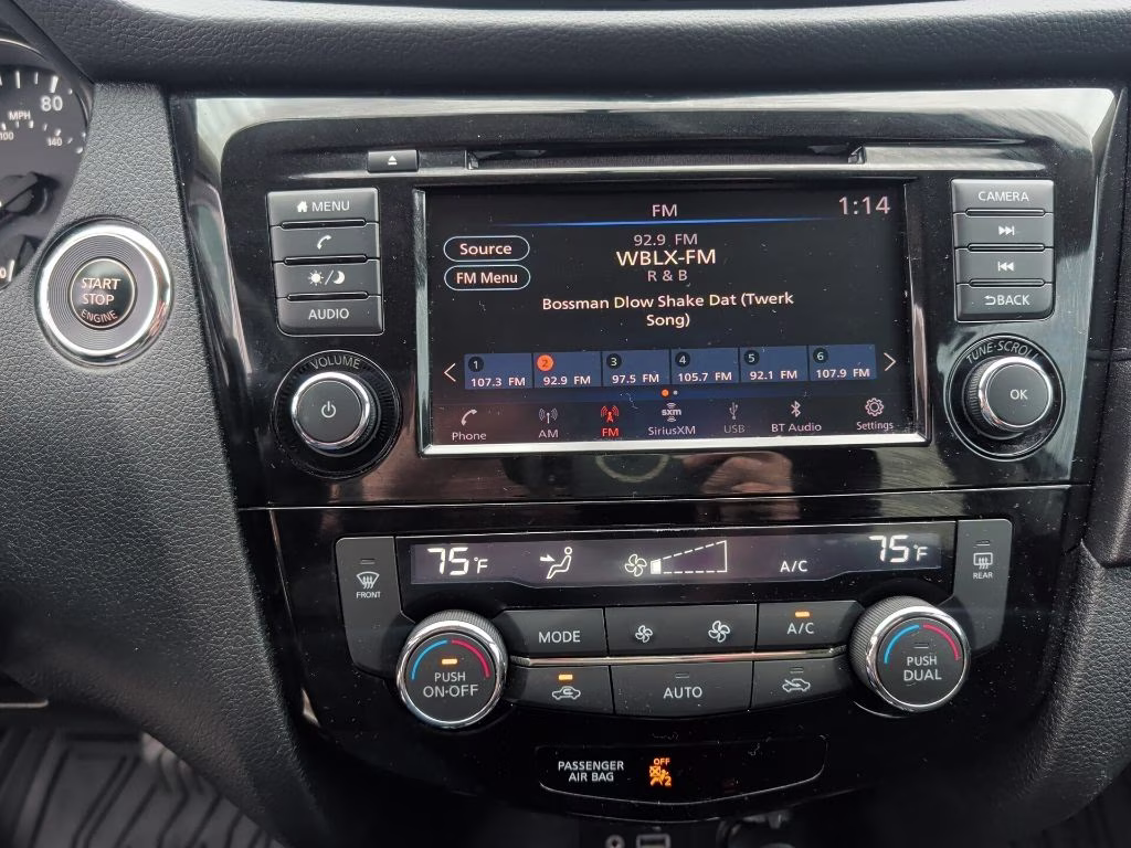 2018 Gun Metallic Nissan Rogue SV FWD SUV