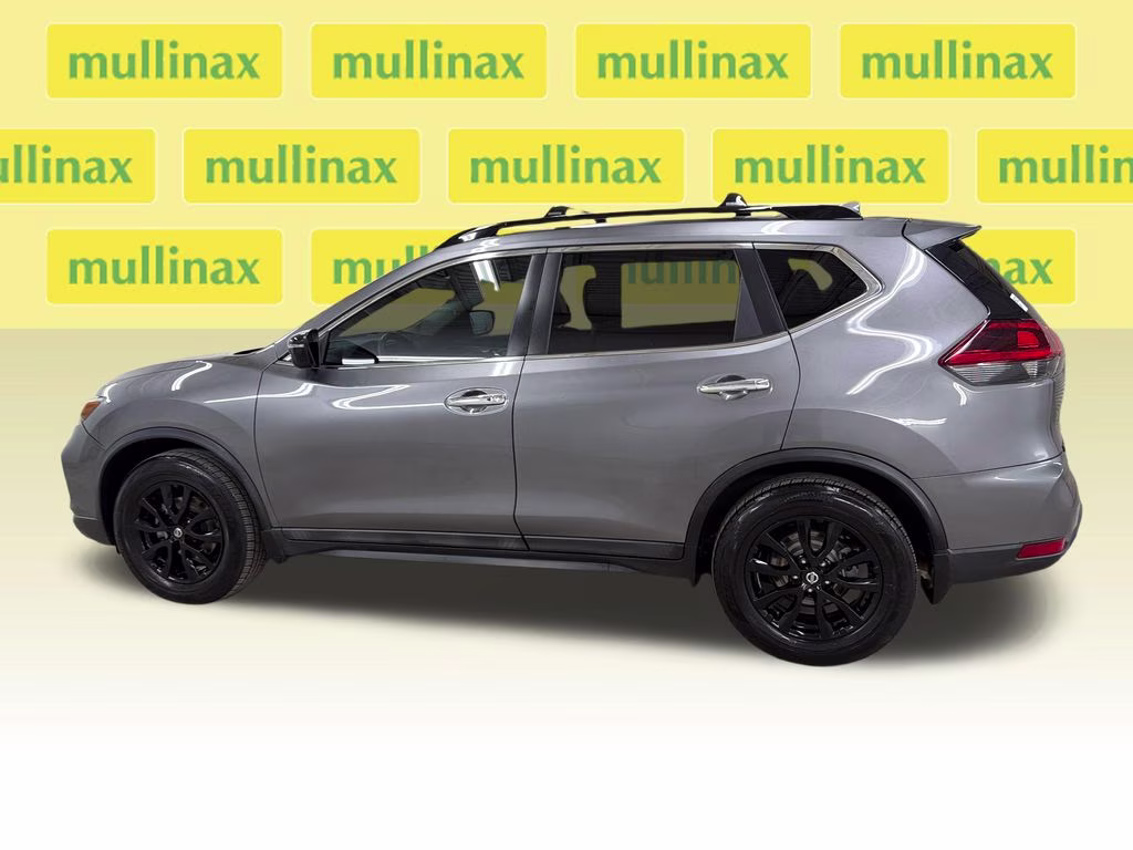 2018 Gun Metallic Nissan Rogue SV FWD SUV
