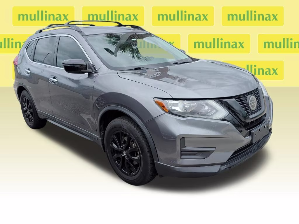 2018 Gun Metallic Nissan Rogue SV FWD SUV