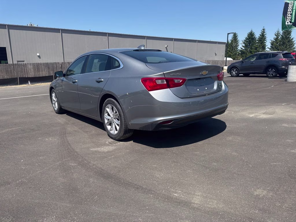 2023 Sterling Gray Metallic Chevrolet Malibu LT FWD Sedan