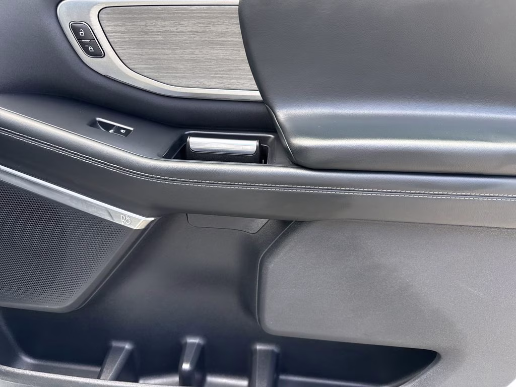 2025 Oxford White Ford Expedition Max Platinum 4X4 SUV