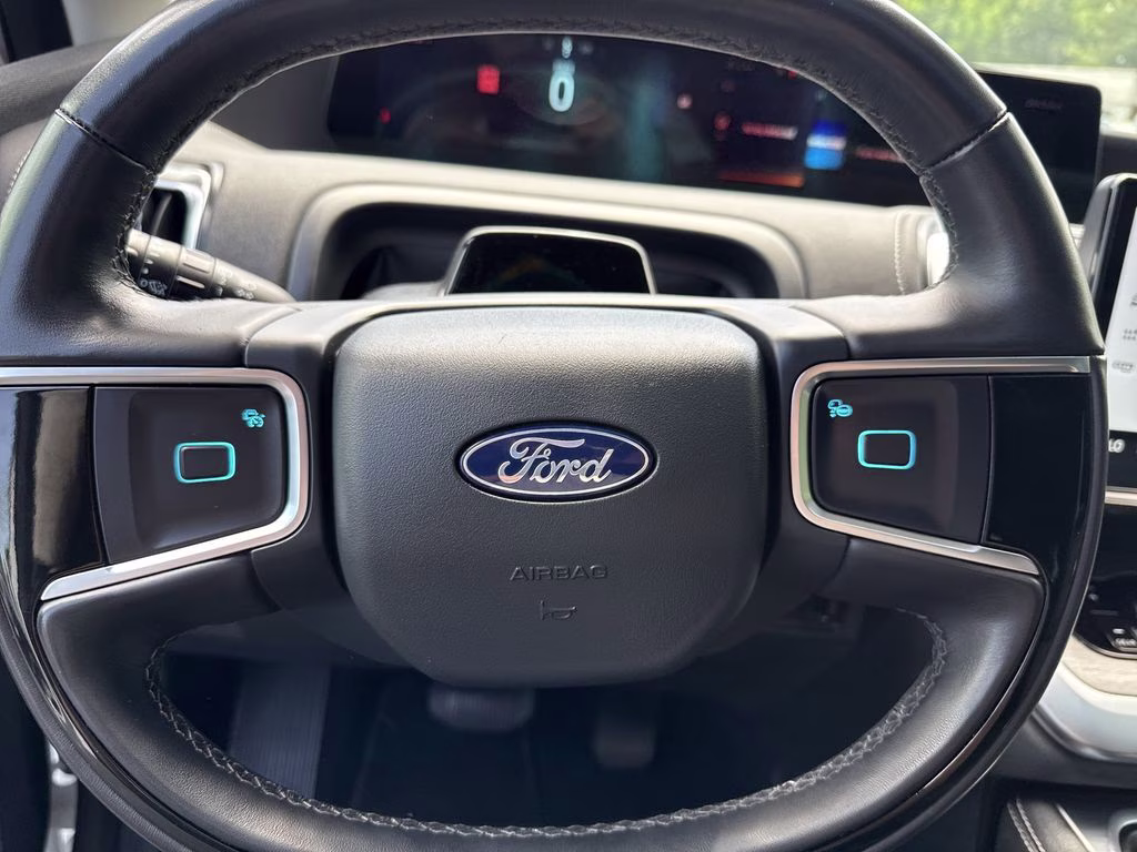 2025 Oxford White Ford Expedition Max Platinum 4X4 SUV