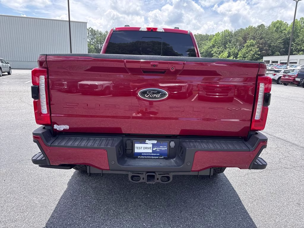 2024 Rapid Red Metallic Tinted Clearcoat Ford Super Duty F-250 SRW Lariat 4X4 Truck