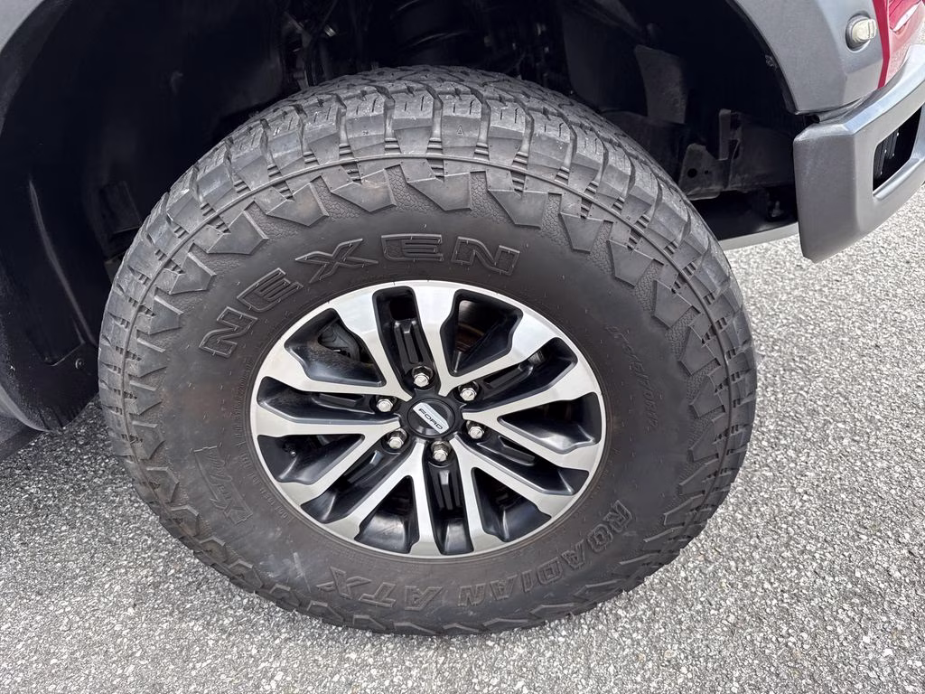 2020 Rapid Red Metallic Tinted Clearcoat Ford F-150 Raptor 4X4 Truck