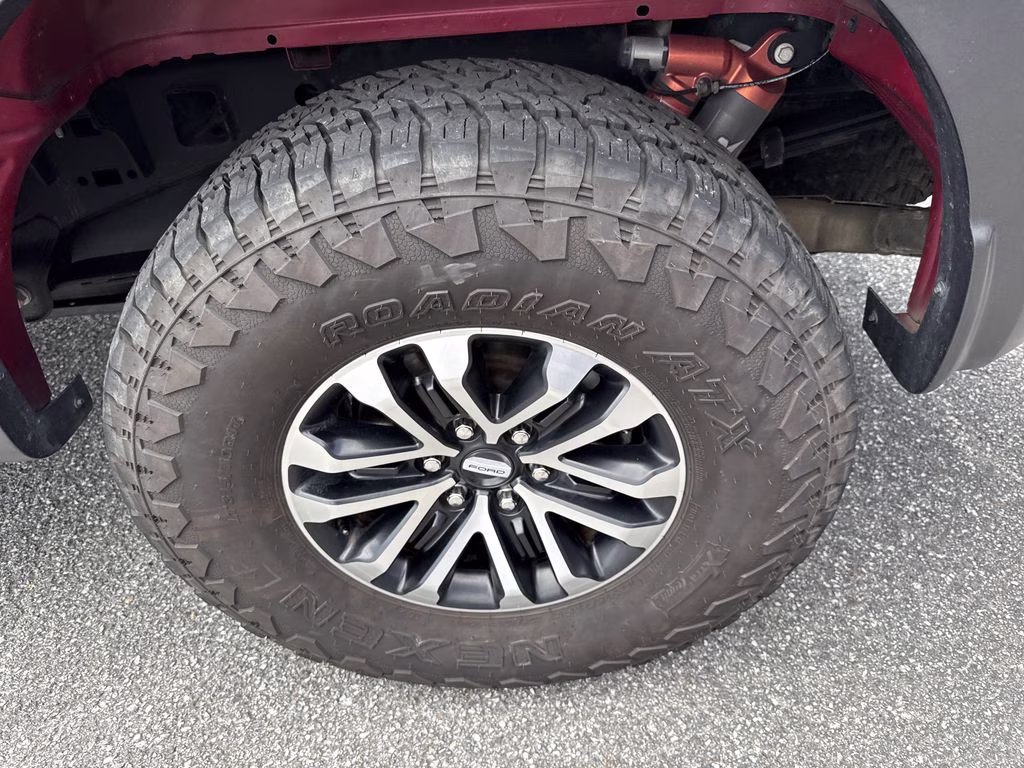 2020 Rapid Red Metallic Tinted Clearcoat Ford F-150 Raptor 4X4 Truck