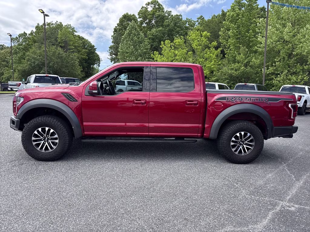 2020 Rapid Red Metallic Tinted Clearcoat Ford F-150 Raptor 4X4 Truck