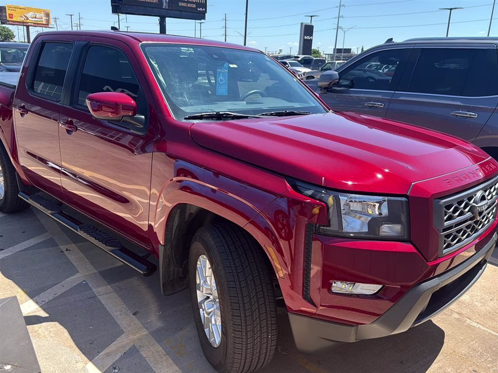 2024 Cardinal Red Metallic Tricoat Nissan Frontier SV RWD Truck