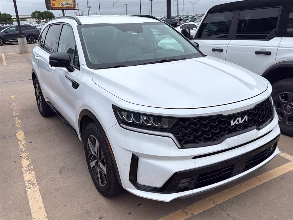 2022 Glacial White Pearl Kia Sorento EX FWD SUV