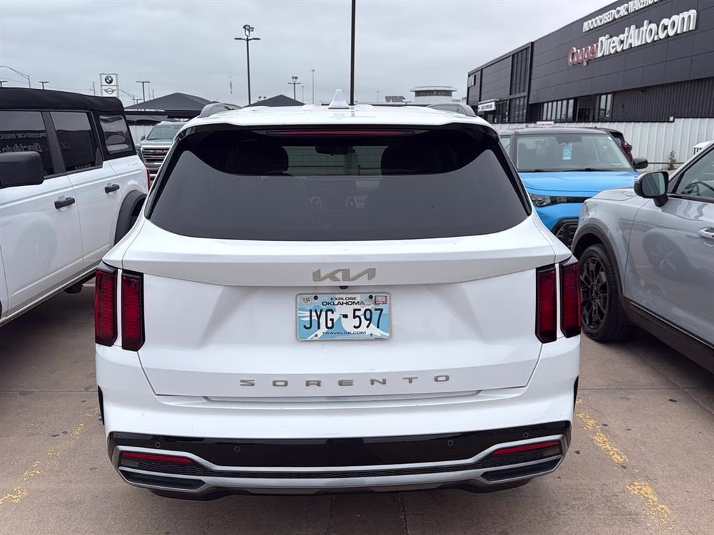 2022 Glacial White Pearl Kia Sorento EX FWD SUV
