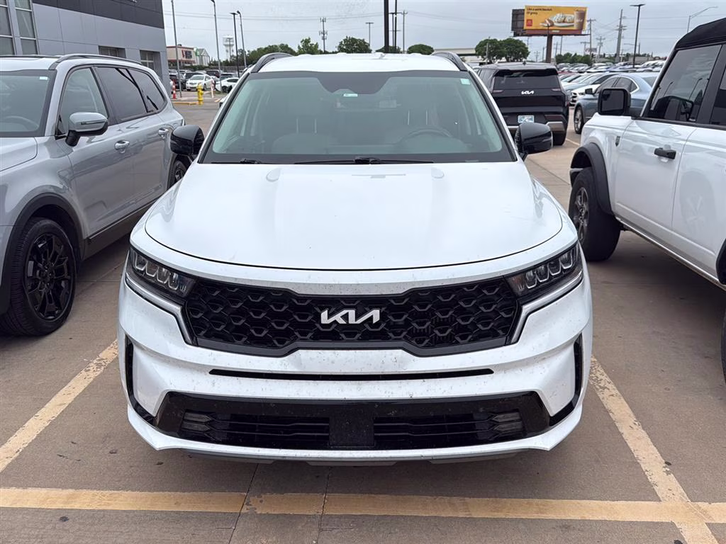 2022 Glacial White Pearl Kia Sorento EX FWD SUV