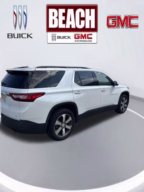 2019 Iridescent Pearl Tricoat Chevrolet Traverse 3LT FWD SUV