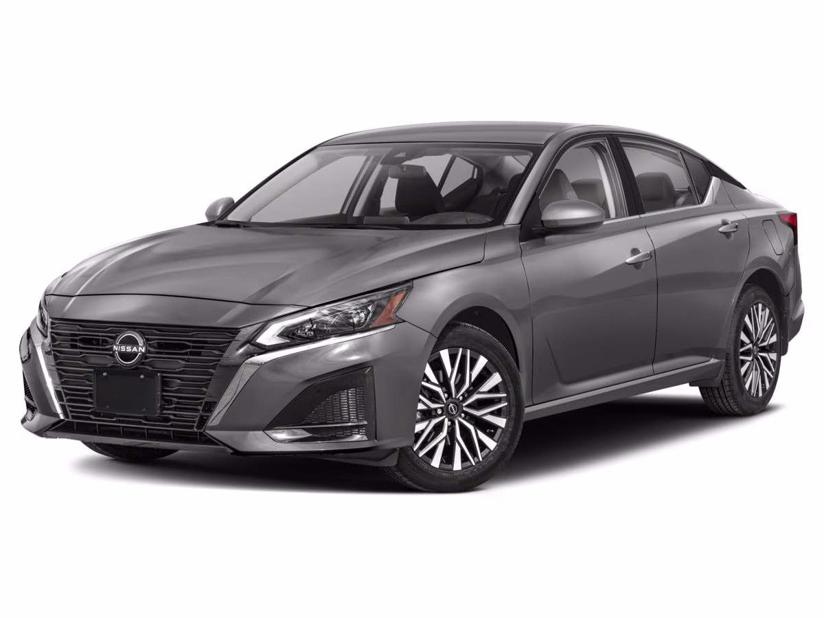 2023 Pearl White Tricoat Nissan Altima 2.5 SV FWD Sedan