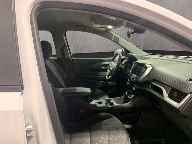 2024 Summit White GMC Terrain SLE AWD SUV