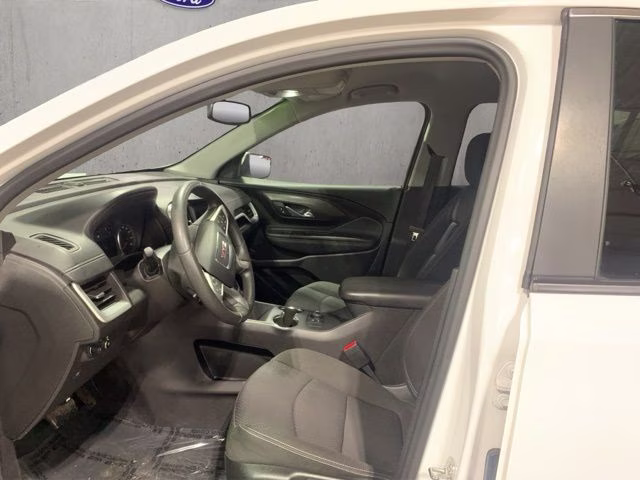 2024 Summit White GMC Terrain SLE AWD SUV