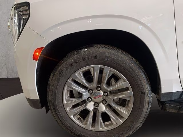 2024 Summit White GMC Yukon XL Denali 4X4 SUV