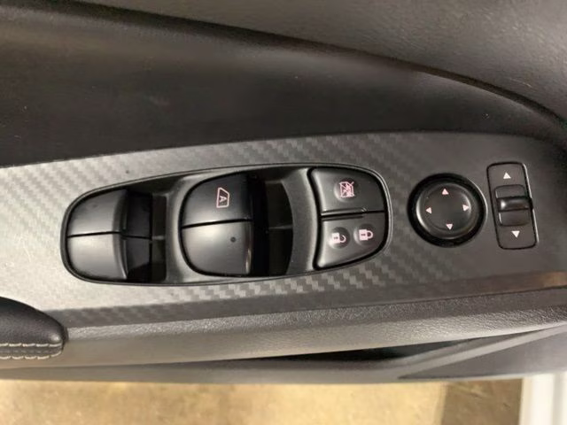 2024 Brilliant Silver Metallic Nissan Altima 2.5 SV FWD Sedan