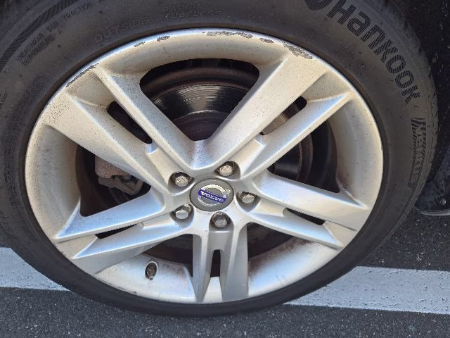 2015 Bright Silver Metallic Volvo S60 T5 Premier FWD Sedan