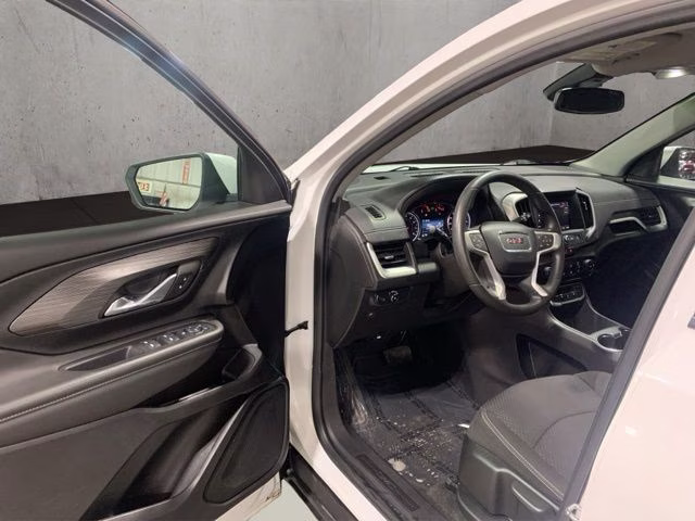 2024 Summit White GMC Terrain SLE AWD SUV