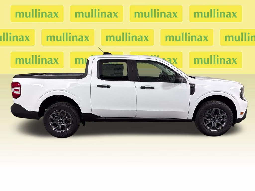 2026 Oxford White Ford Maverick XLT FWD Truck