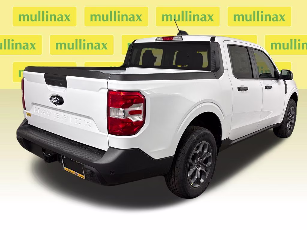 2026 Oxford White Ford Maverick XLT FWD Truck