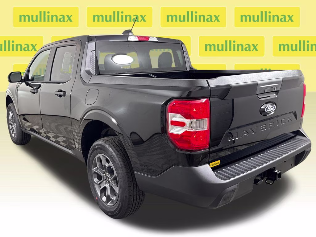 2026 Shadow Black Ford Maverick XLT FWD Truck