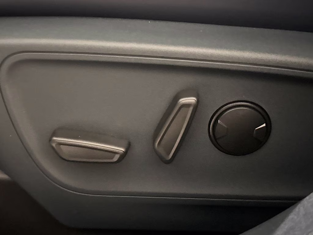 2026 Carbonized Gray Metallic Ford Maverick Lariat AWD Truck