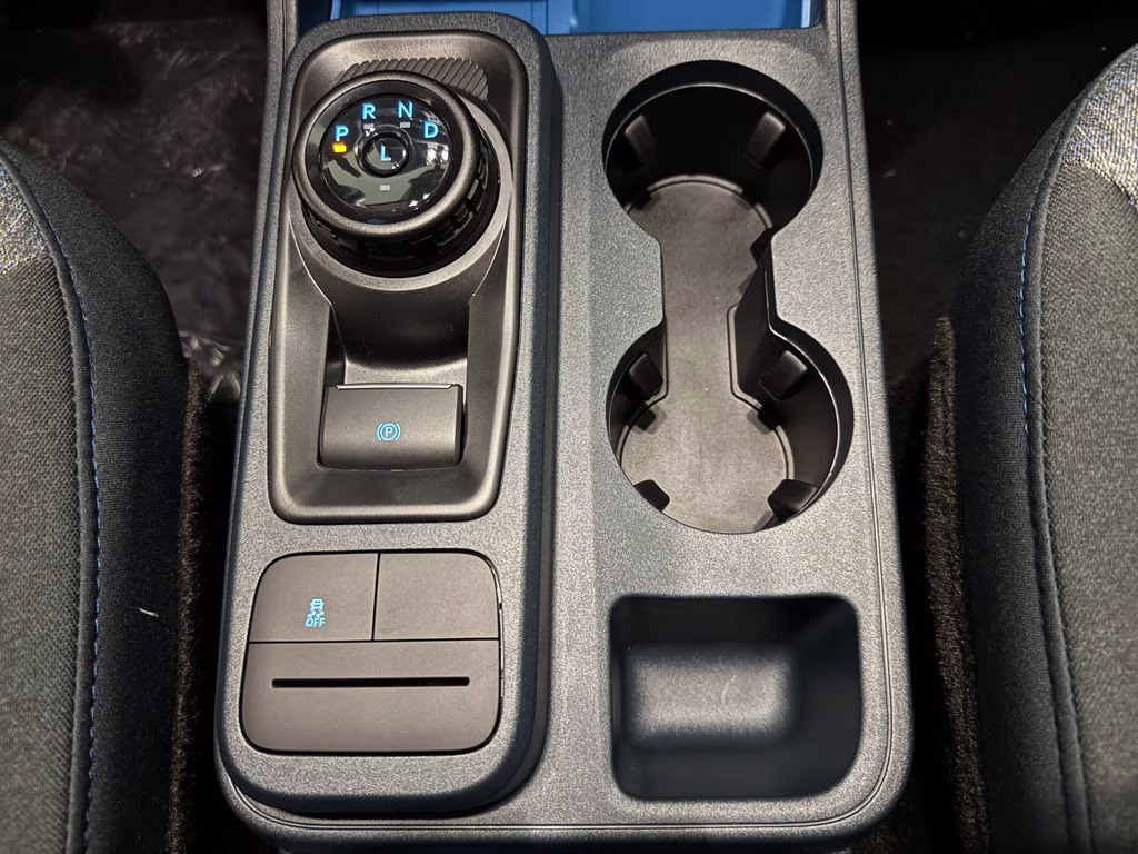 2026 Shadow Black Ford Maverick XLT FWD Truck