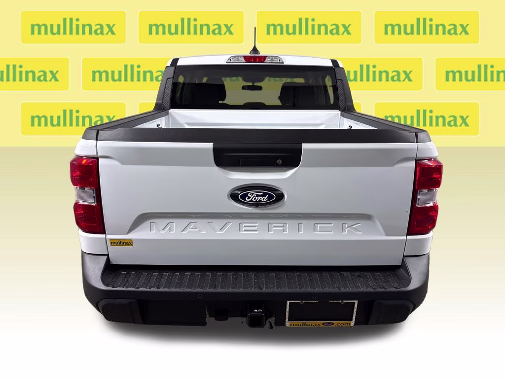 2026 Oxford White Ford Maverick XLT FWD Truck