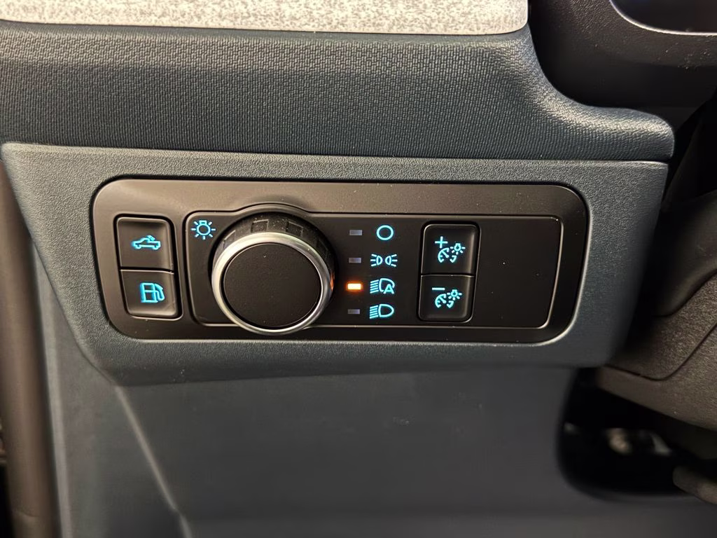 2026 Shadow Black Ford Maverick XLT FWD Truck